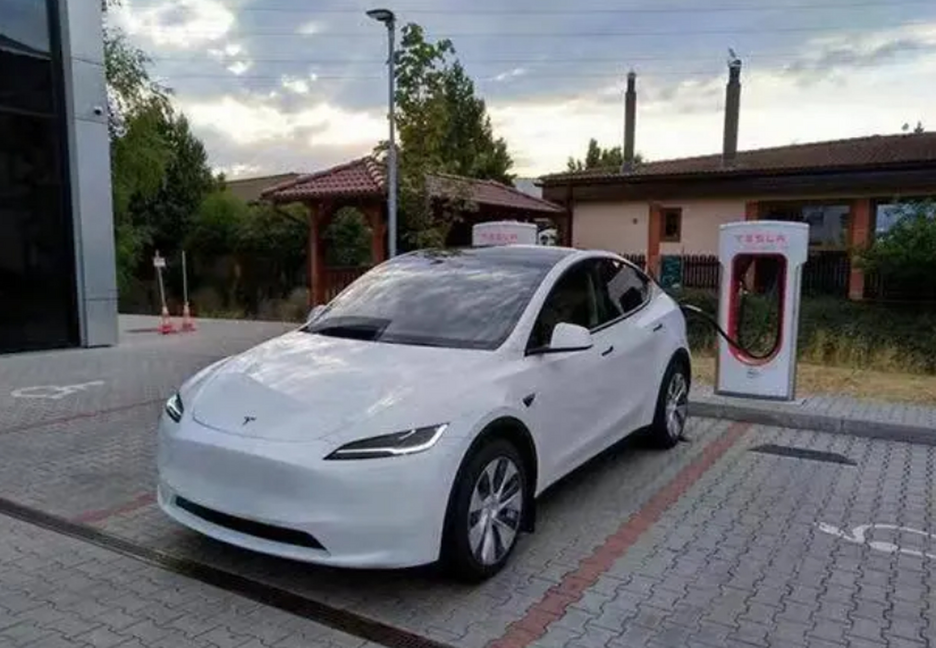 米兰当地市场迎来新一轮涨价潮，消费者面临压力的简单介绍